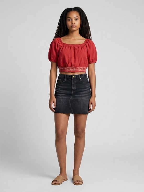 Old Navy Dresses & Skirts - Old Navy High Waisted Slim Pocket Denim Mini Skirt size 12 NWT